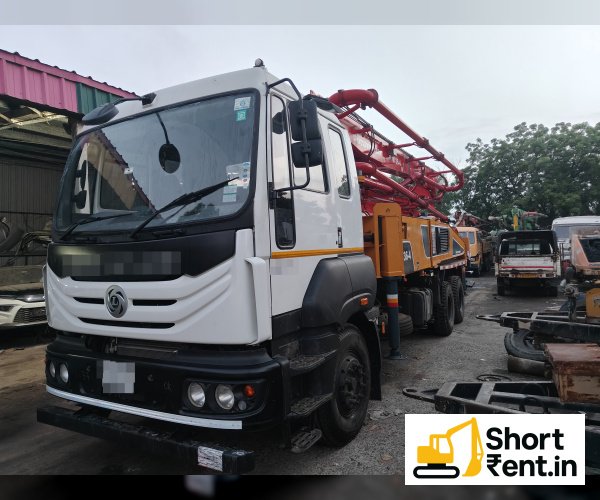 Boom pump 36 Meter Putzmister M36-4 for rent in Bakrol, AHMADABAD - 382210