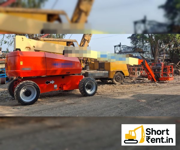 JLG 860SJ heavy construction equipment for rent in Kalamboli Node, RAIGAD
