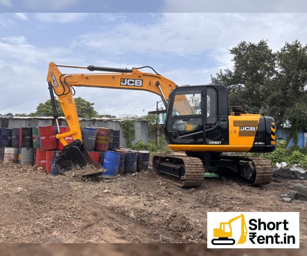 140 Excavator with Breaker heavy construction equipment for rent in Katraj, PUNE